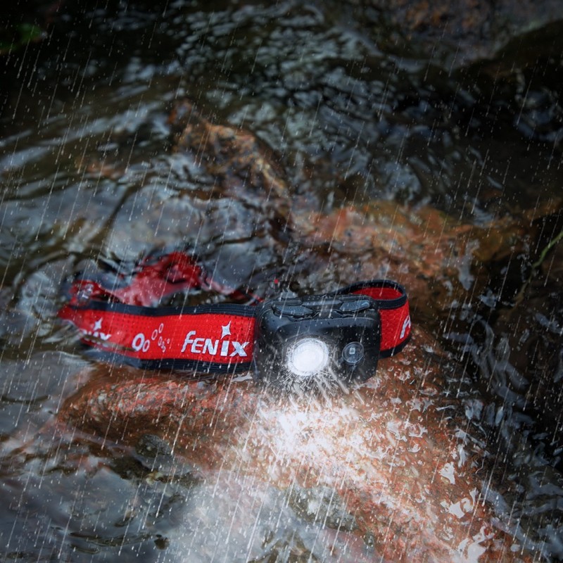 Latarka czołowa Fenix HL16 jasnozielona