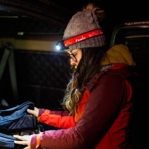 Latarka czołowa Fenix HL16 jasnozielona