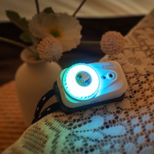 Latarka czołowa Fenix HL17R biała