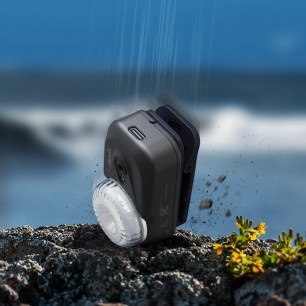 Latarka czołowa Fenix HL17R czarna