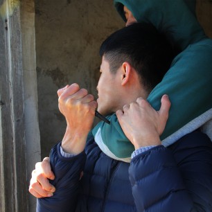 Długopis z latarką Fenix T6 czarny