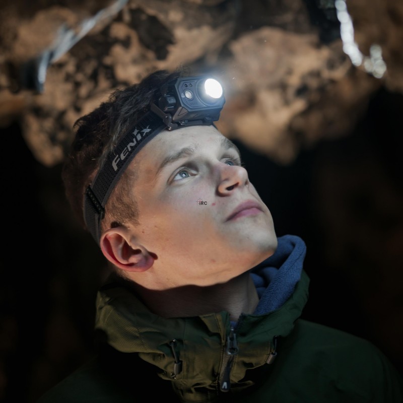 Latarka czołowa Fenix HL45R