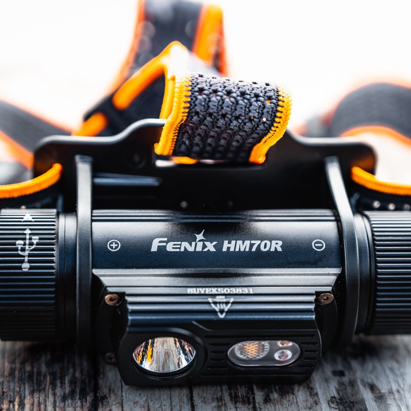 Fenix HM70R - intuicyjna obsługa i funkcje