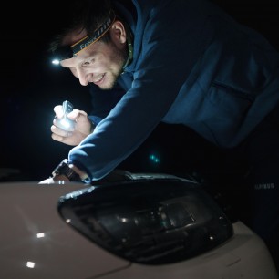 Latarka LED Fenix E06R szara