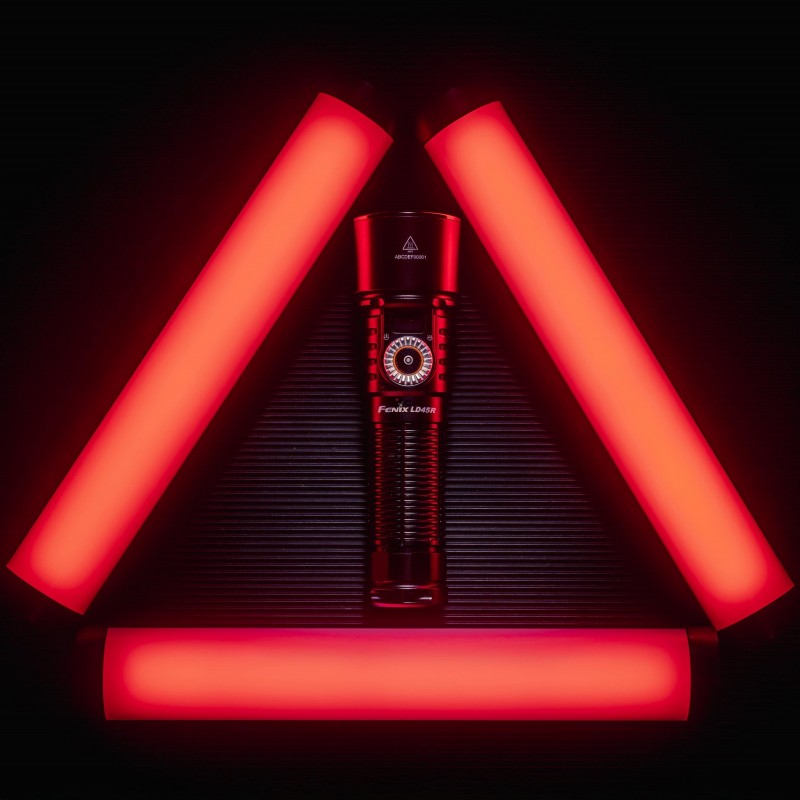 Latarka LED Fenix LD45R - konstrukcja i wytrzymałość