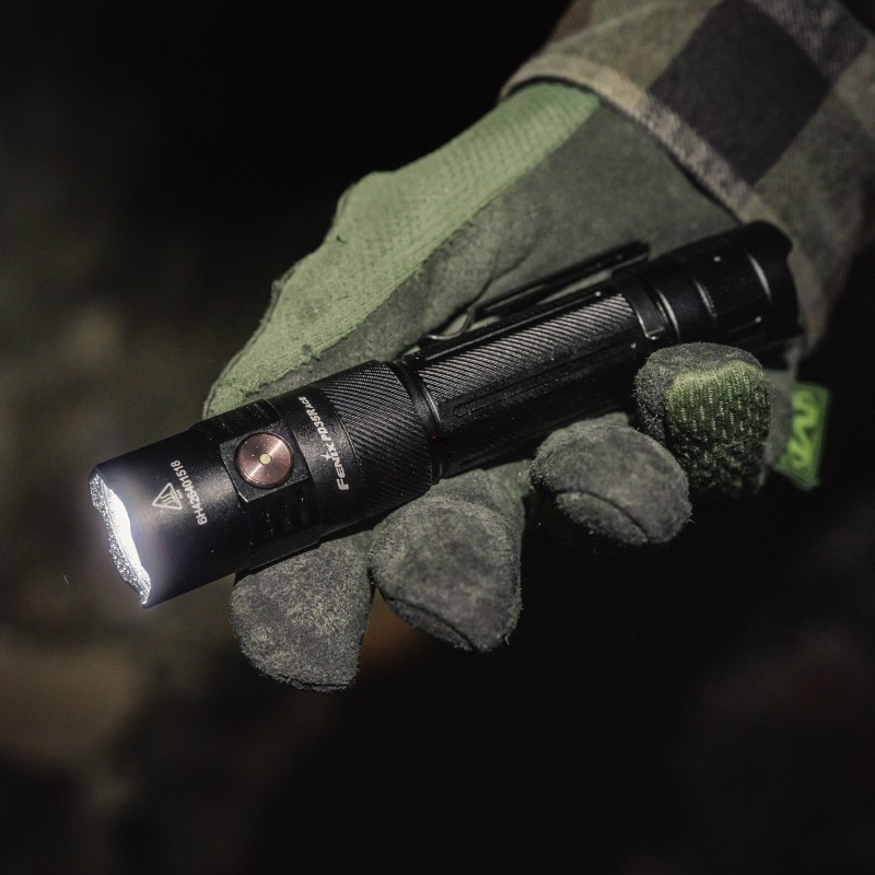 Latarka LED Fenix PD35R ACE - wyposażenie