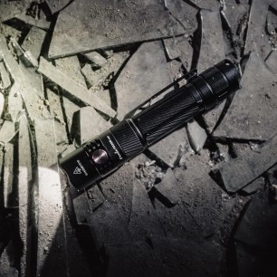 Latarka LED Fenix PD35R ACE