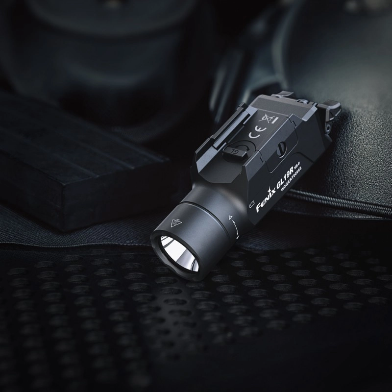 Latarka na broń Fenix GL19R V2.0