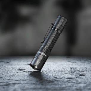 Latarka taktyczna LED Fenix PD32R