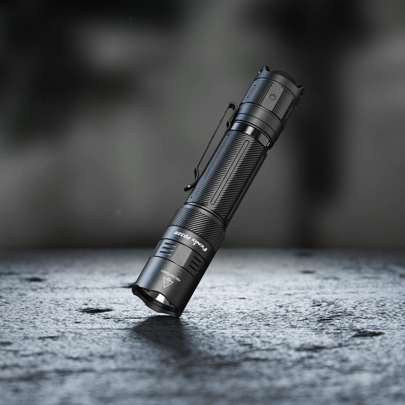 Latarka taktyczna LED Fenix PD32R