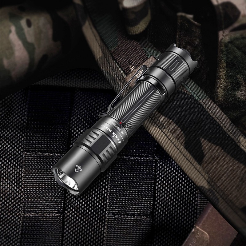 Fenix PD35R - Niezrównana Wydajność Świetlna