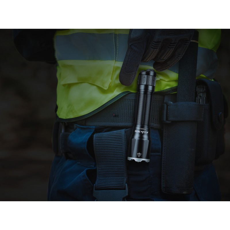 Latarka taktyczna LED Fenix TK16 V2.0 czarna
