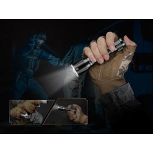 Latarka taktyczna LED Fenix TK16 V2.0 czarna