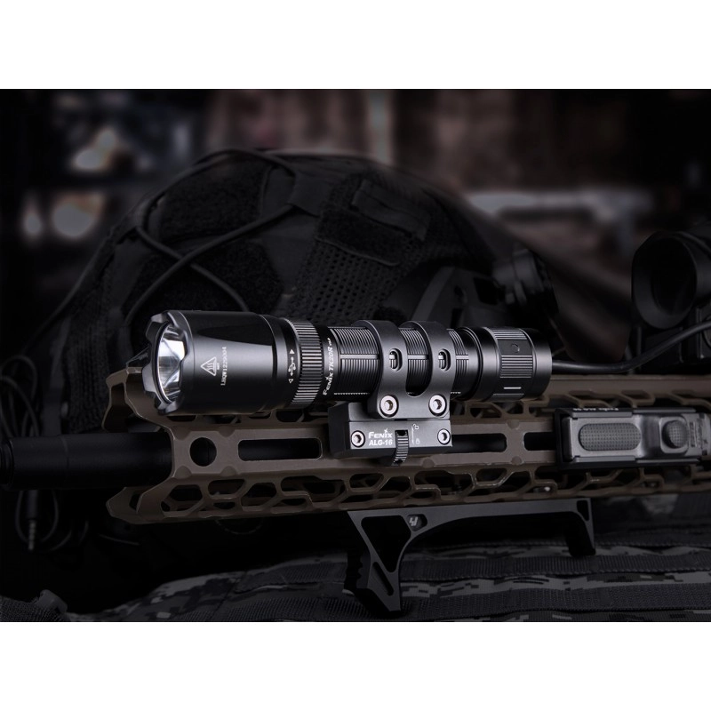 Montaż taktyczny latarki Fenix ALG-16