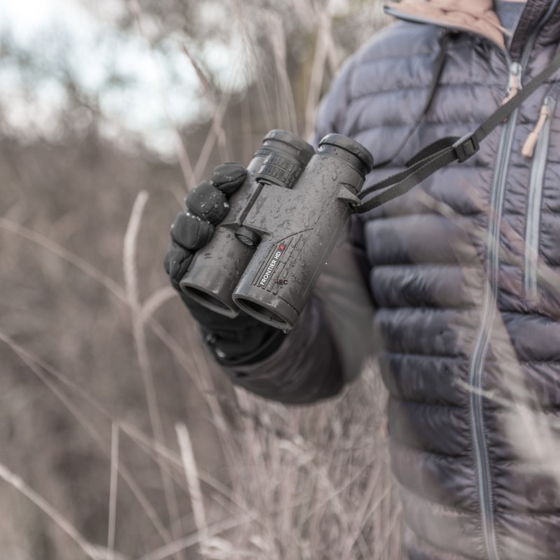 Lornetka Hawke Frontier HD X 10x32 szara - akcesoria