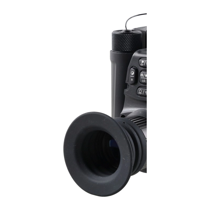 Detal obiektywu nasadki noktowizyjnej Pard NV-007SP2 4K LRF